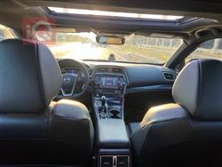 Nissan Maxima